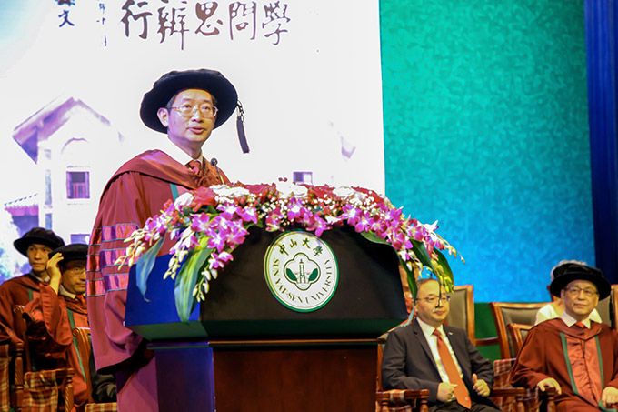 williamhill中国2018年毕业庆典隆重举行