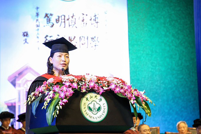 williamhill中国2018年毕业庆典隆重举行